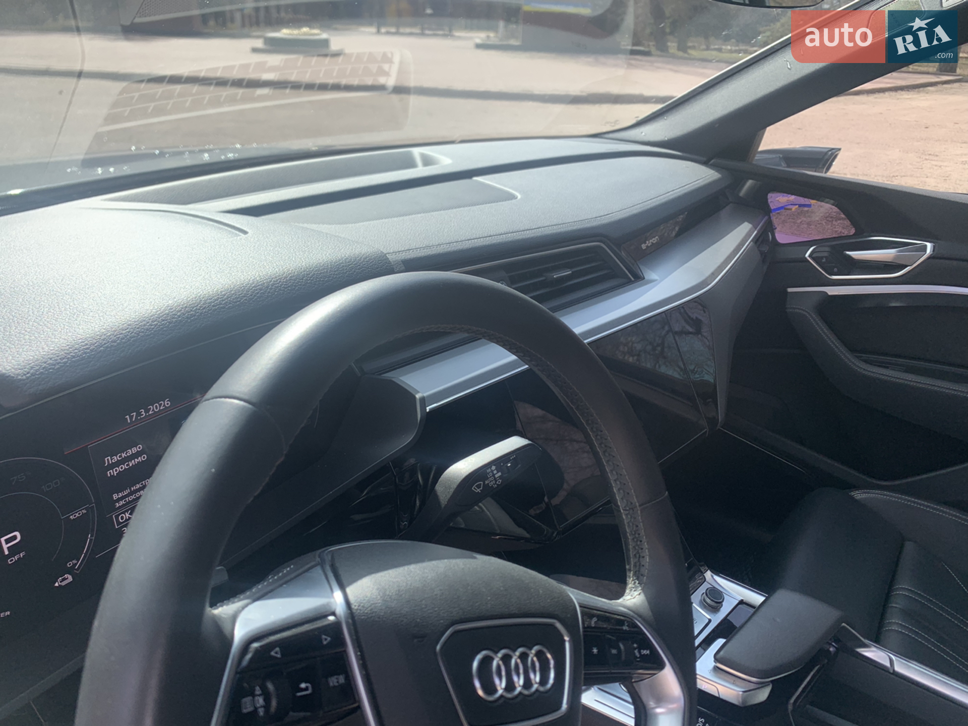 2020 Audi e-tron Sportback - мініатюра 16