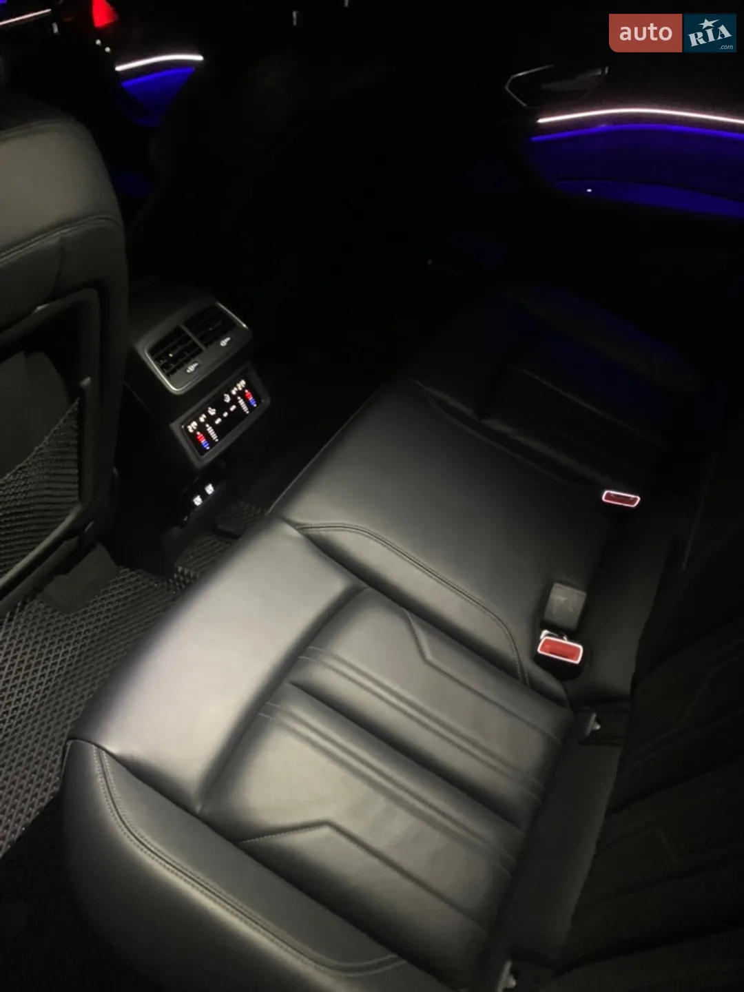 2020 Audi e-tron Sportback - мініатюра 29