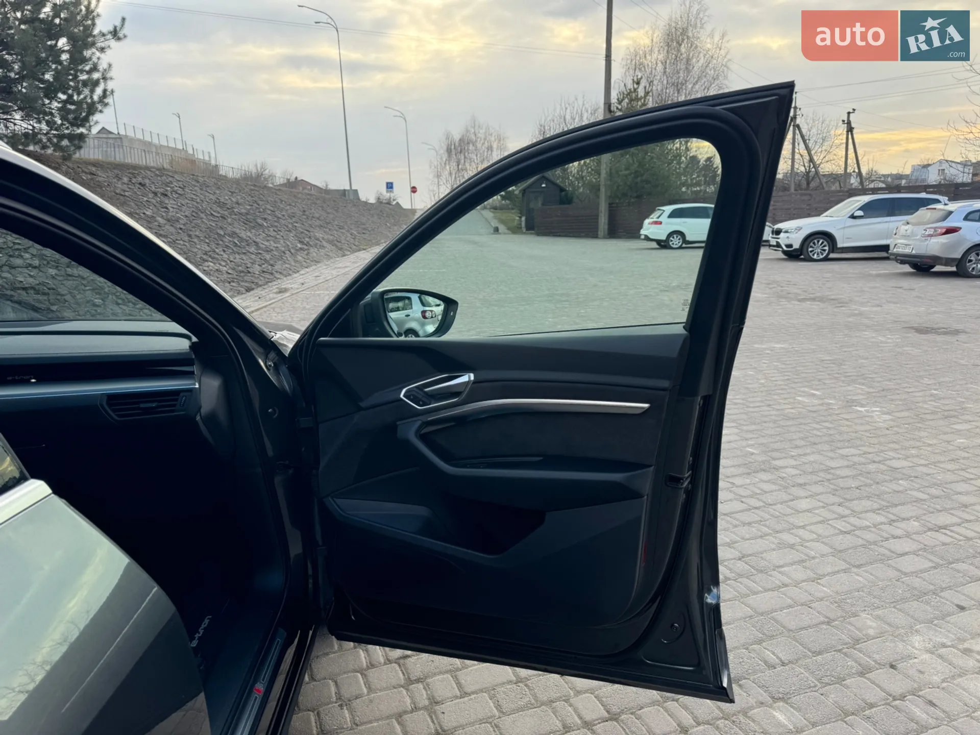 2020 Audi e-tron Sportback - мініатюра 57