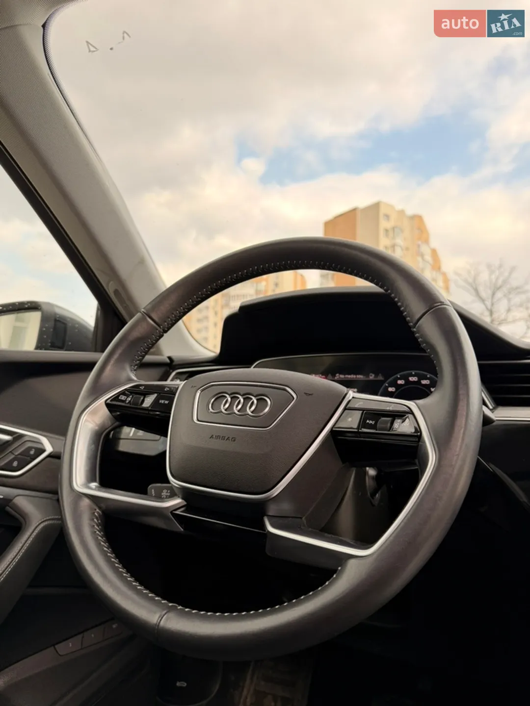 2020 Audi e-tron Sportback - мініатюра 13