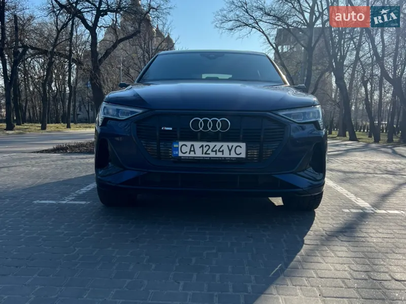 Audi e-tron Sportback 2020 VIN WAUZZZGE1LB029452 фото оголошення 3 з 50