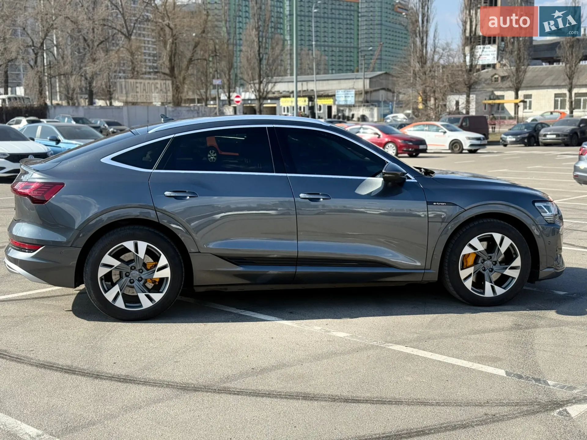 2020 Audi e-tron Sportback - мініатюра 16