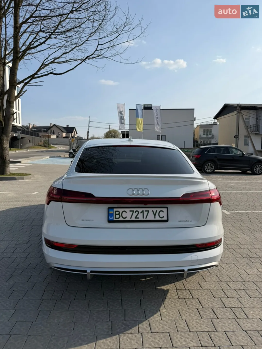 2022 Audi e-tron Sportback - мініатюра 22