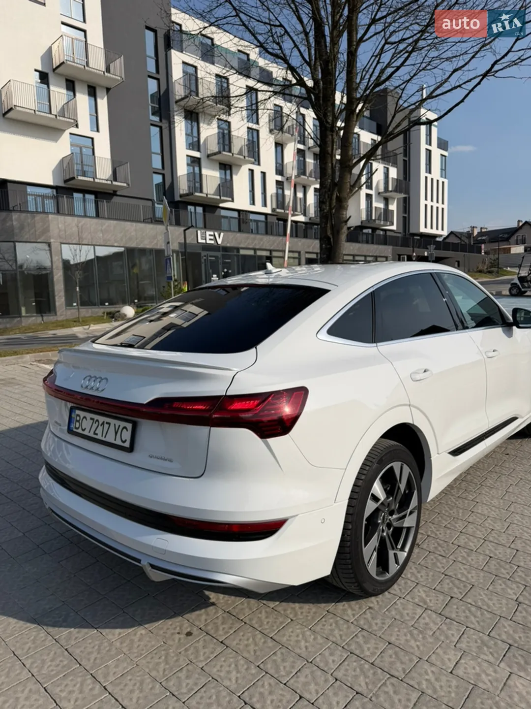 2022 Audi e-tron Sportback - мініатюра 25