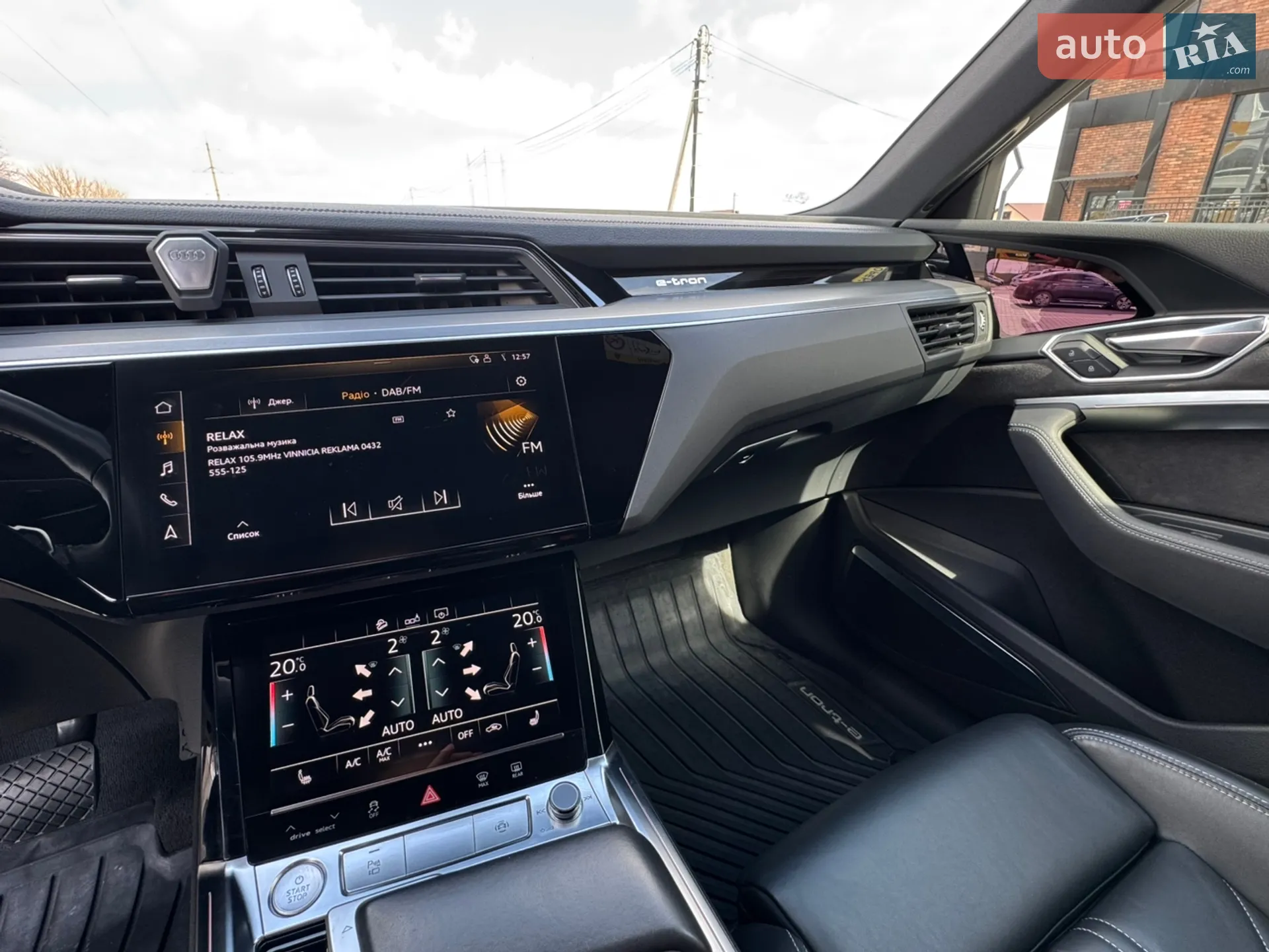2020 Audi e-tron Sportback - мініатюра 21