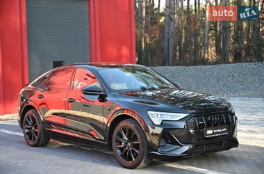 Позашляховик / Кросовер Audi e-tron Sportback 2022 в Львові
