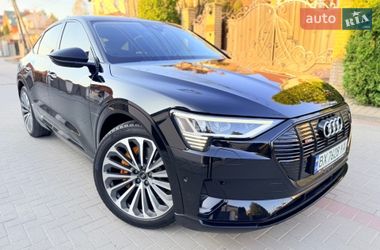 Позашляховик / Кросовер Audi e-tron Sportback 2021 в Хмельницькому