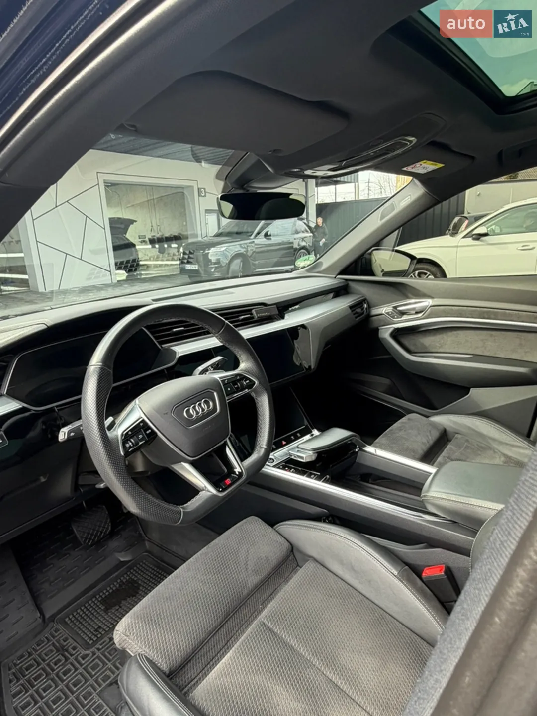 2021 Audi e-tron Sportback - мініатюра 5