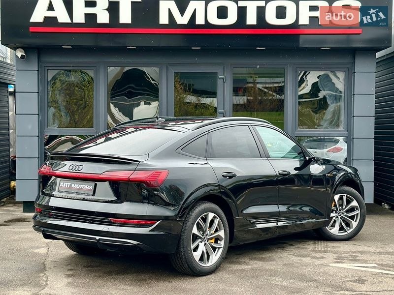 Внедорожник / Кроссовер Audi e-tron Sportback 2022 в Киеве