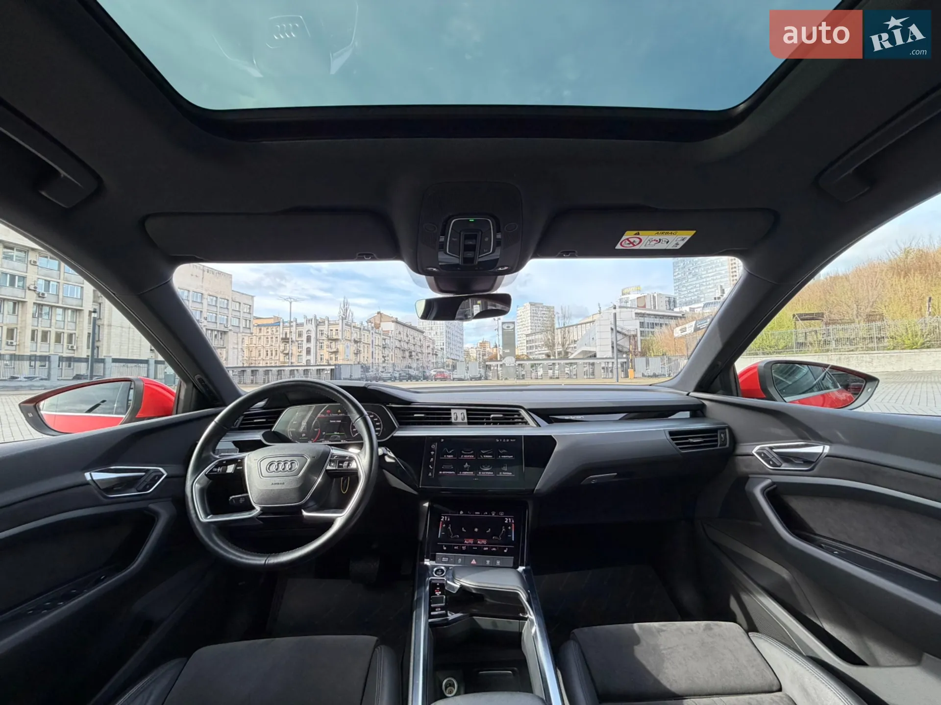2020 Audi e-tron Sportback - мініатюра 18