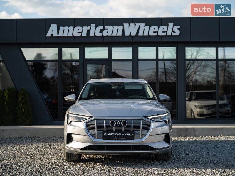 Внедорожник / Кроссовер Audi e-tron Sportback 2020 в Черновцах
