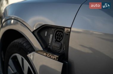 Внедорожник / Кроссовер Audi e-tron Sportback 2020 в Черновцах