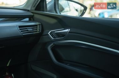Внедорожник / Кроссовер Audi e-tron Sportback 2020 в Черновцах