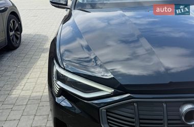 Позашляховик / Кросовер Audi e-tron Sportback 2020 в Івано-Франківську