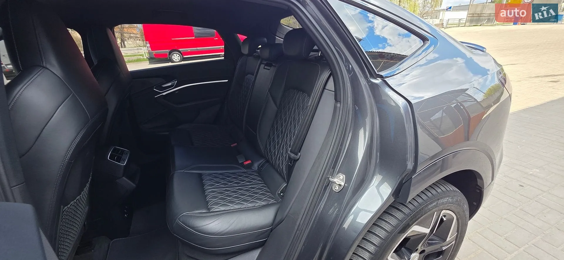2021 Audi e-tron Sportback - мініатюра 61