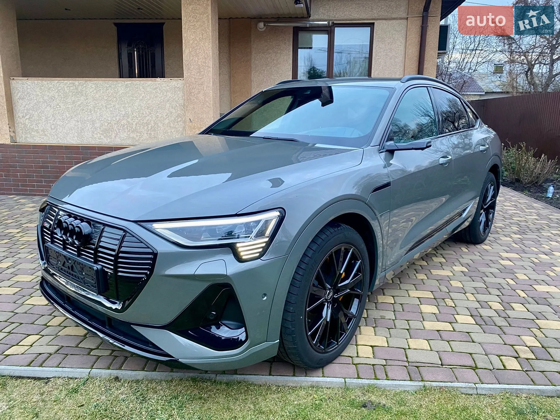 2022 Audi e-tron Sportback - мініатюра 9