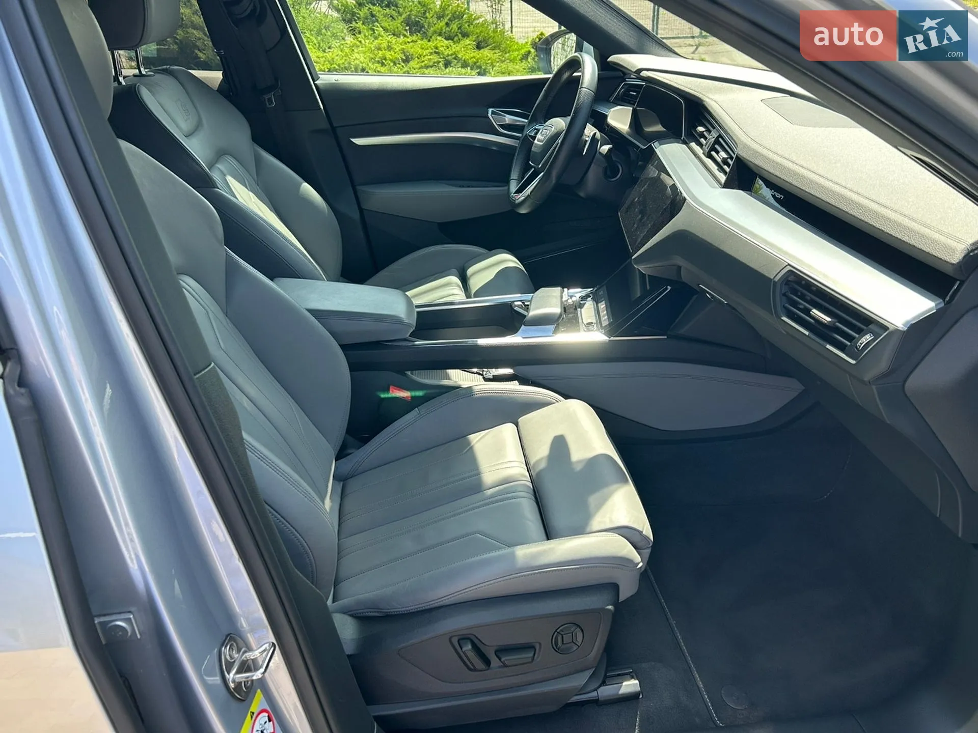 2022 Audi e-tron Sportback - мініатюра 41