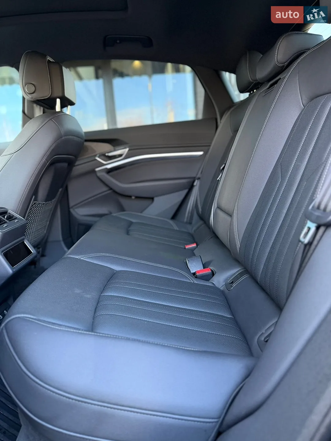 2022 Audi e-tron Sportback - мініатюра 24