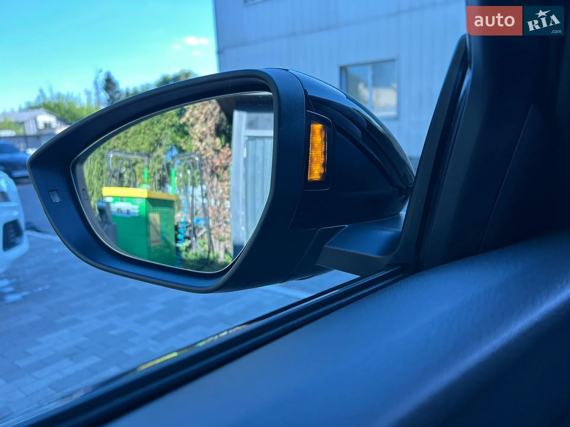 Audi e-tron Sportback 2022 VIN WAUZZZGE2NB028832 фото оголошення 17 з 30