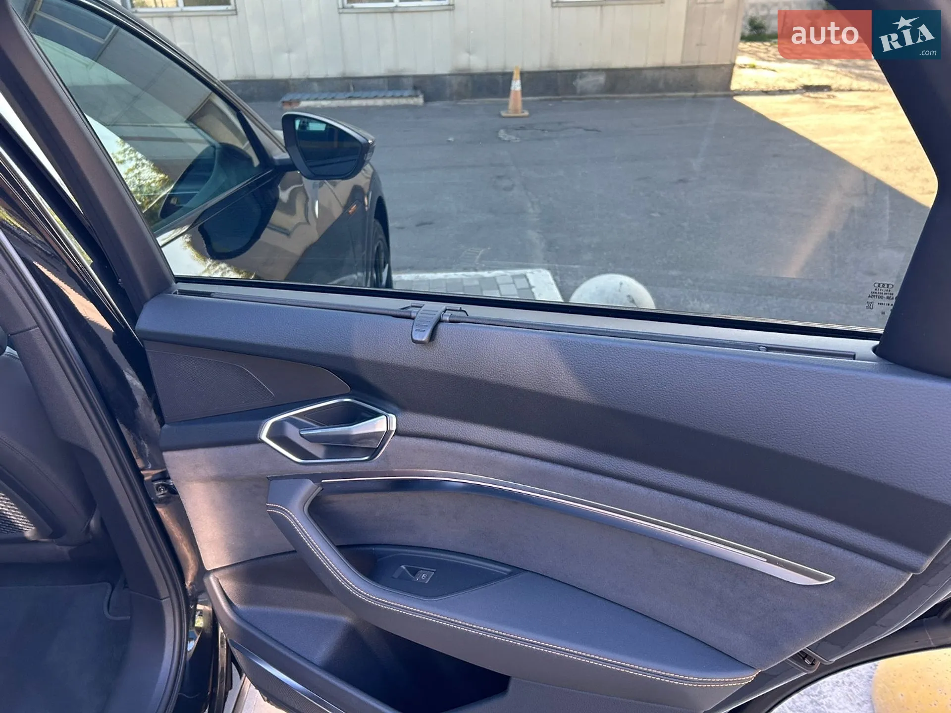 Audi e-tron Sportback 2022 VIN WAUZZZGE2NB028832 фото оголошення 19 з 30