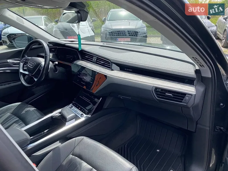 Audi e-tron Sportback 2021 VIN WA12AAGE2MB012331 фото оголошення 9 з 59