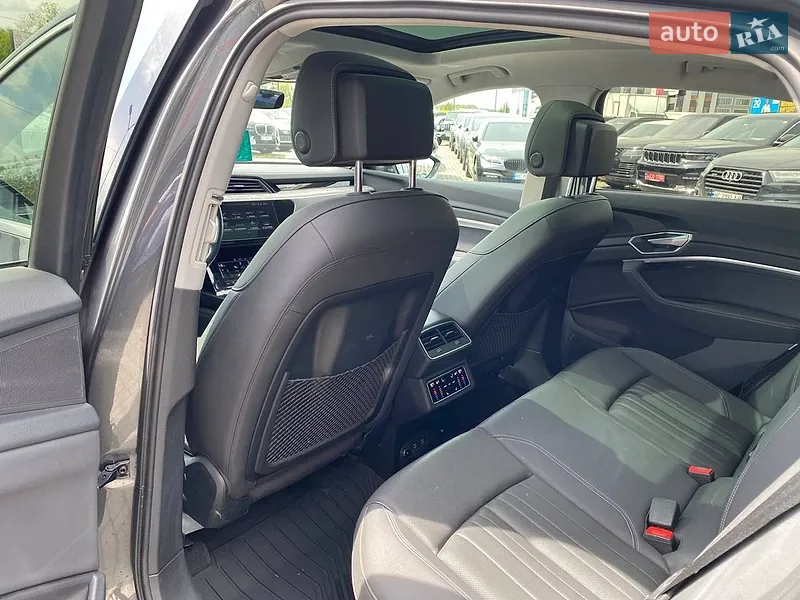Audi e-tron Sportback 2021 VIN WA12AAGE2MB012331 фото оголошення 22 з 59