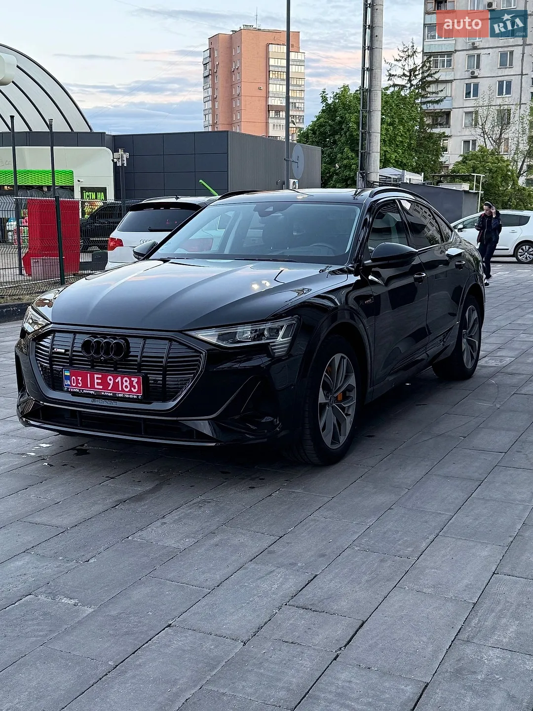 2022 Audi e-tron Sportback - мініатюра 11