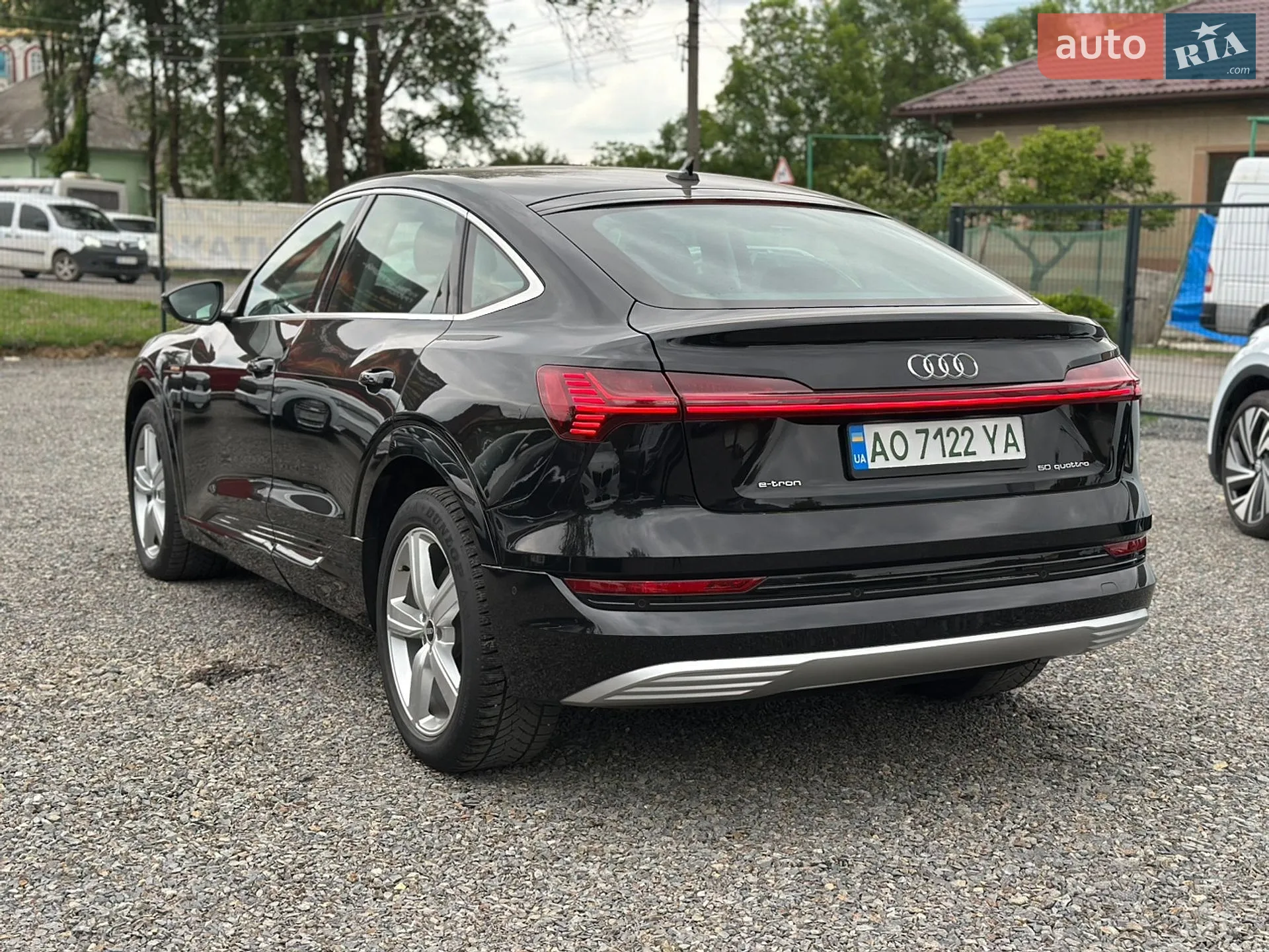 2020 Audi e-tron Sportback - мініатюра 4