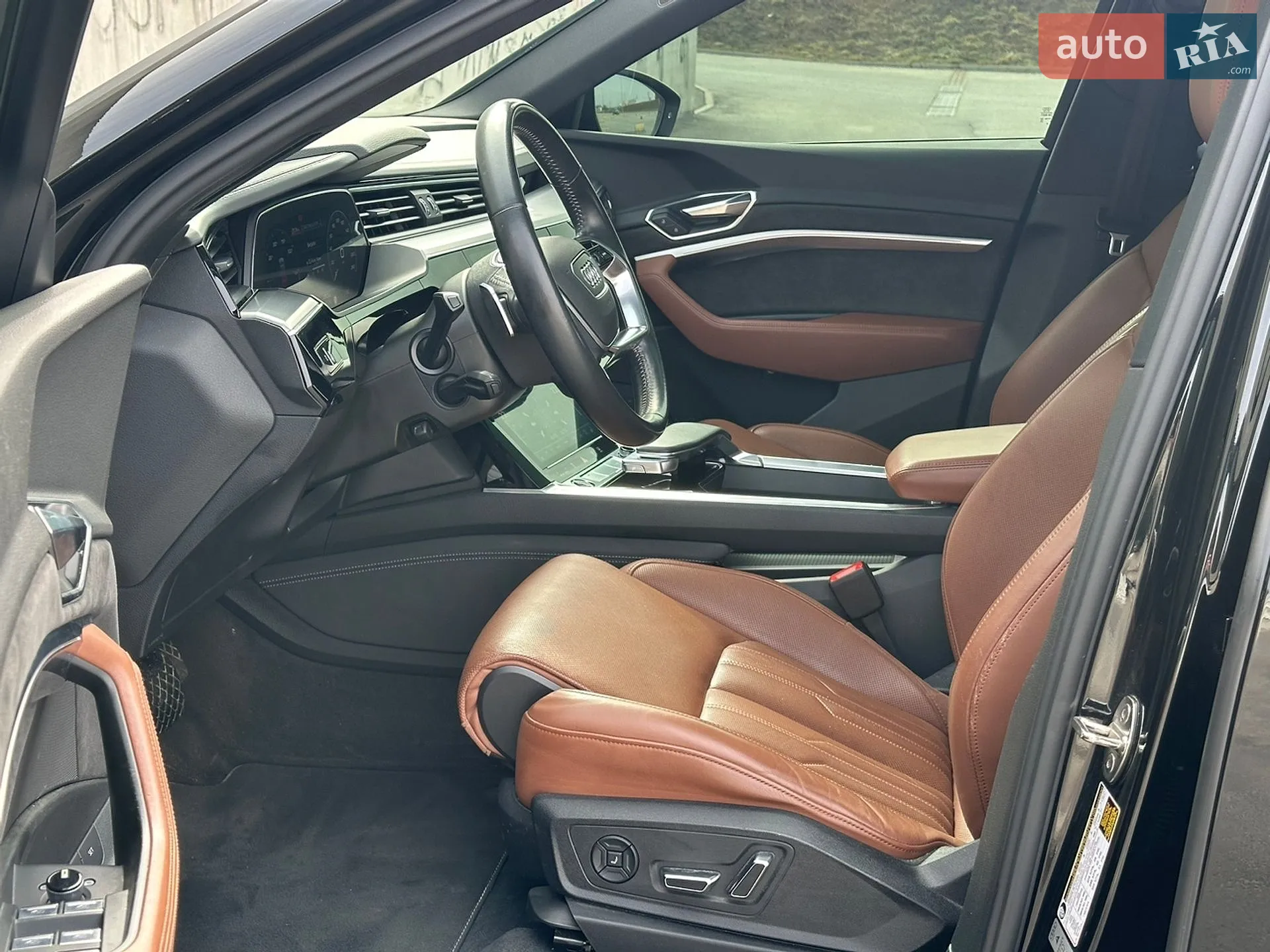2020 Audi e-tron Sportback - мініатюра 14