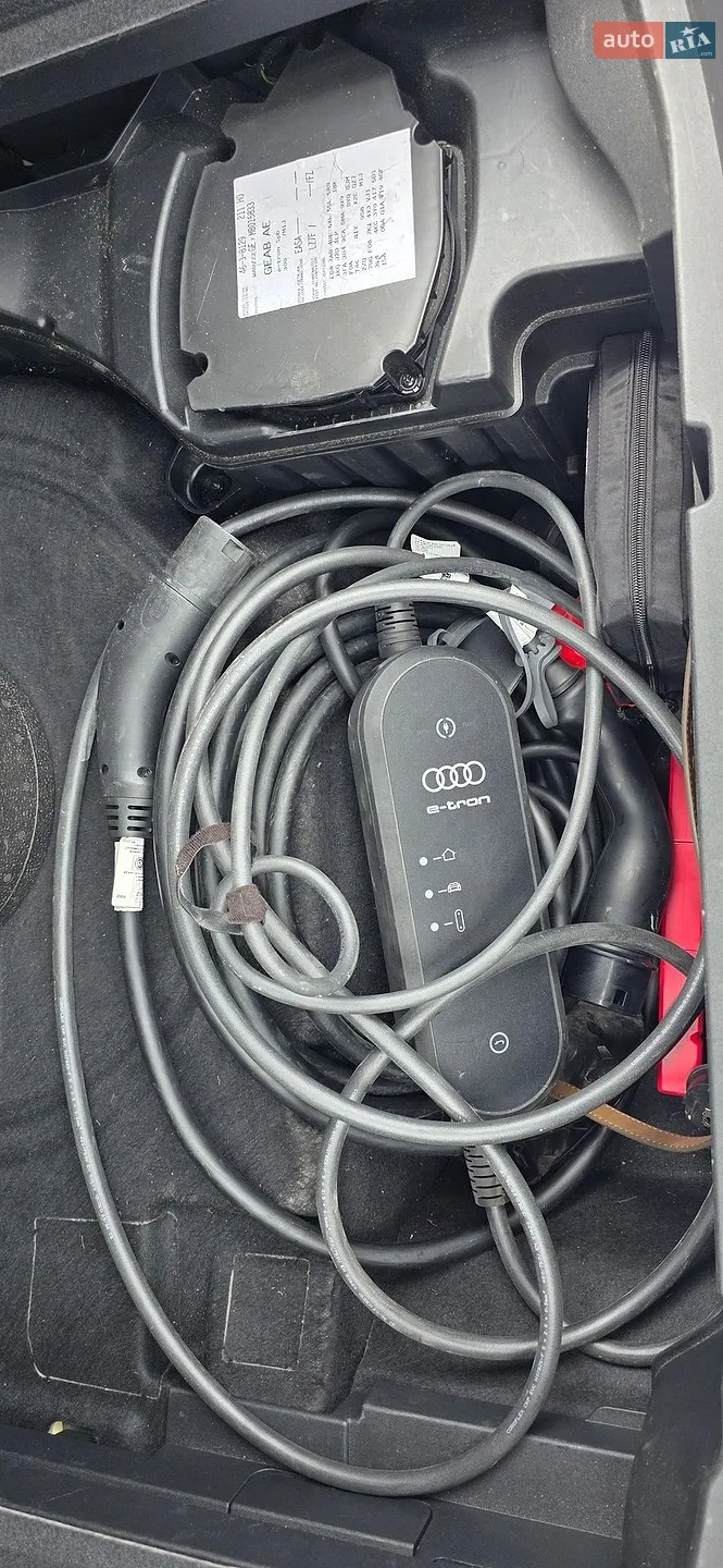 2020 Audi e-tron Sportback - мініатюра 55