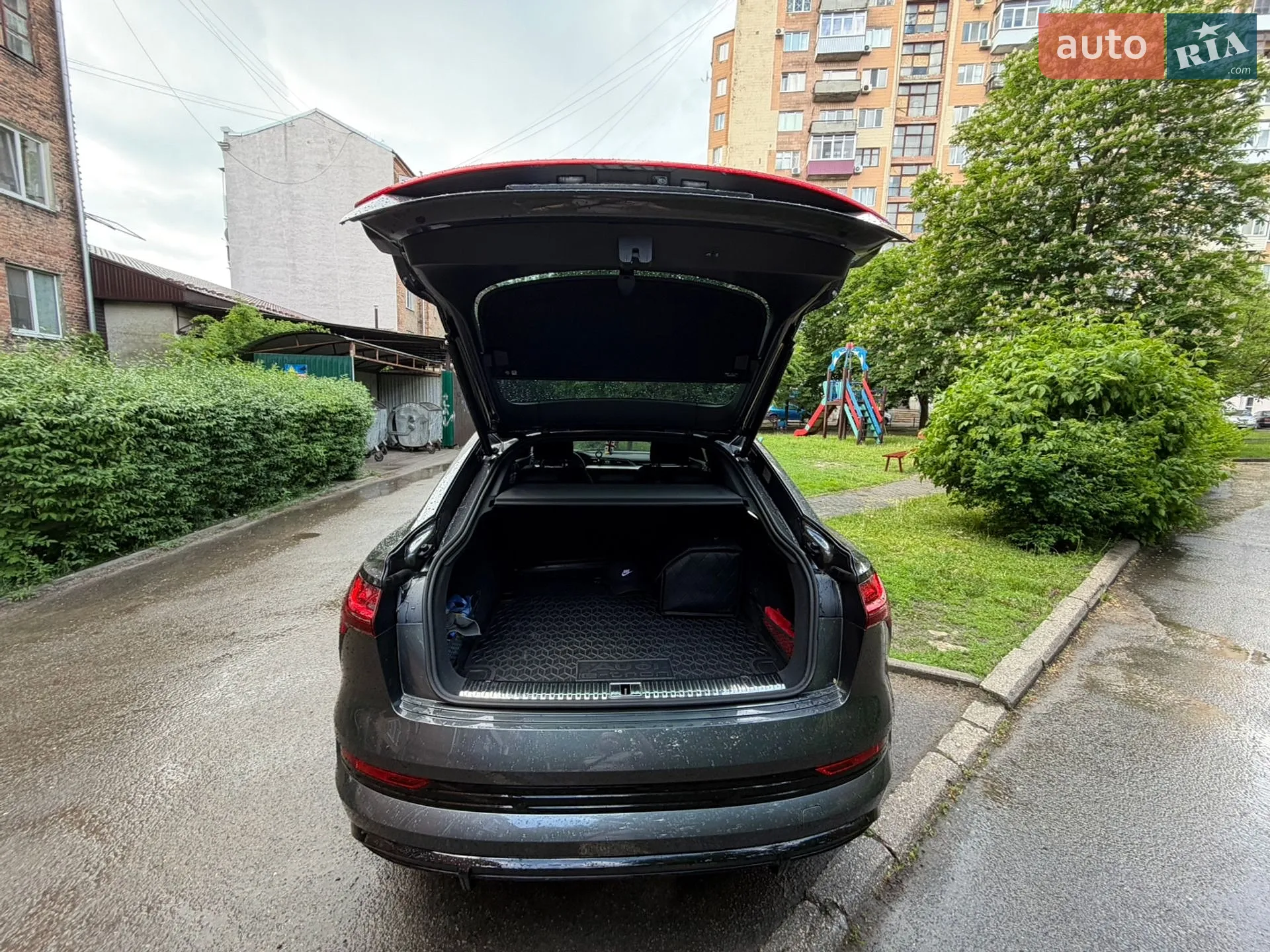 2021 Audi e-tron Sportback - мініатюра 16