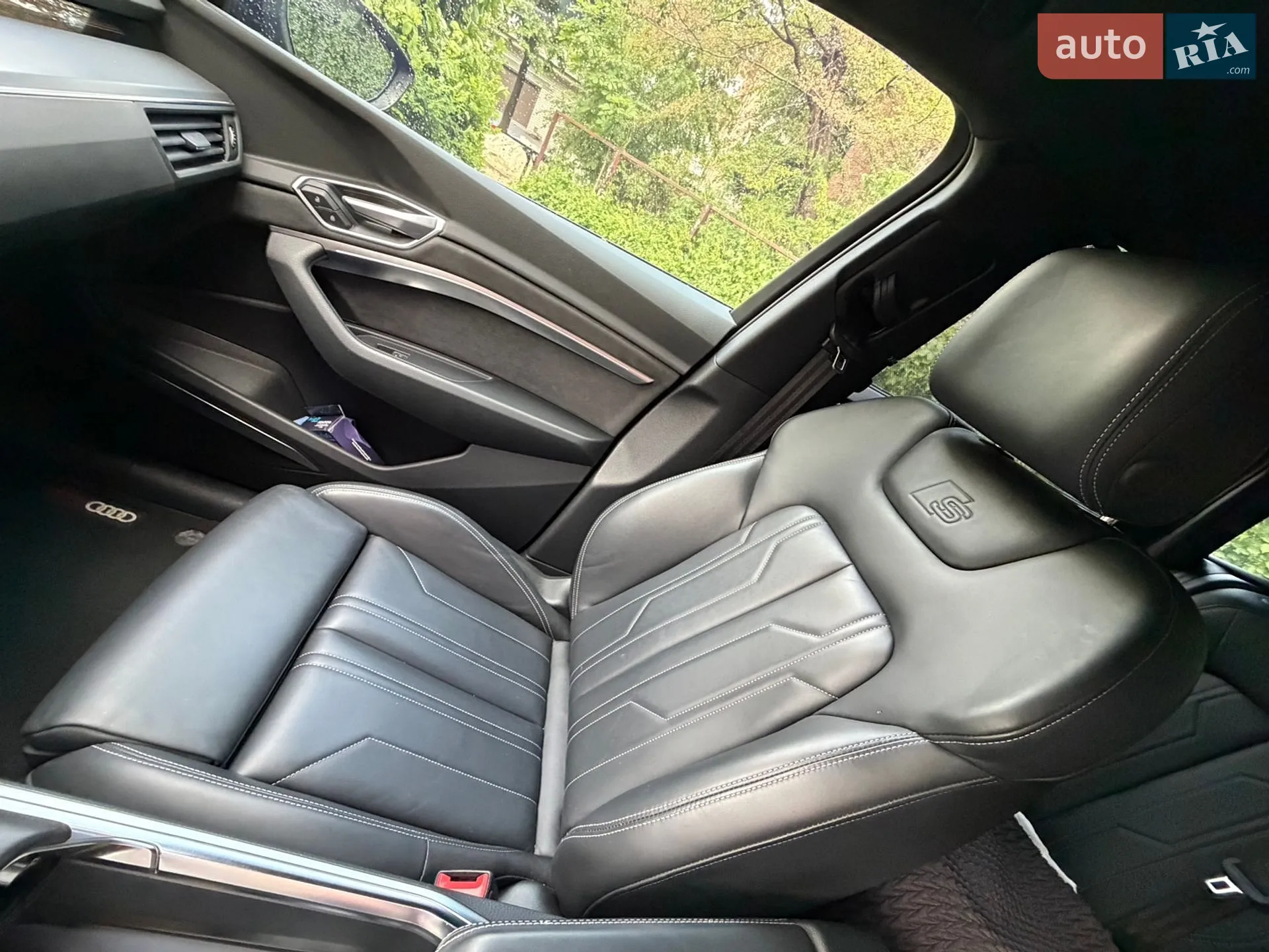 2021 Audi e-tron Sportback - мініатюра 10