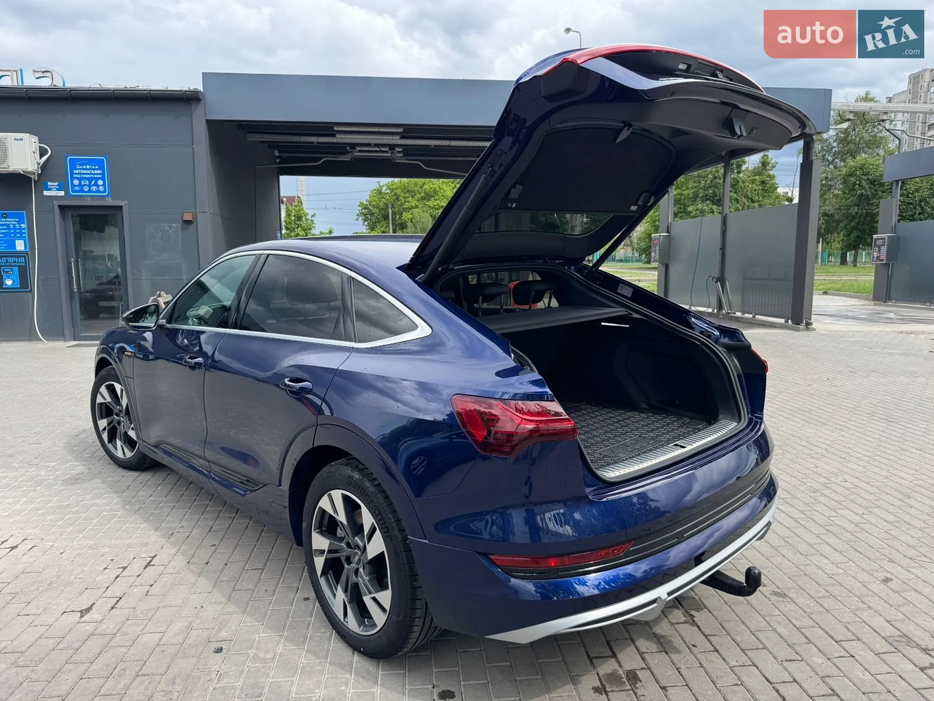 2021 Audi e-tron Sportback - мініатюра 10