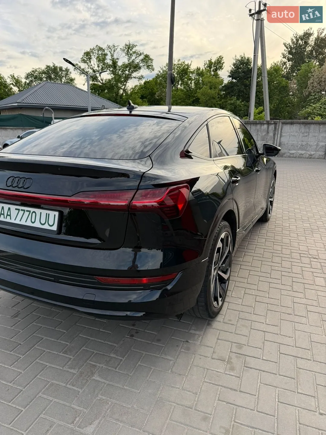 2022 Audi e-tron Sportback - мініатюра 7
