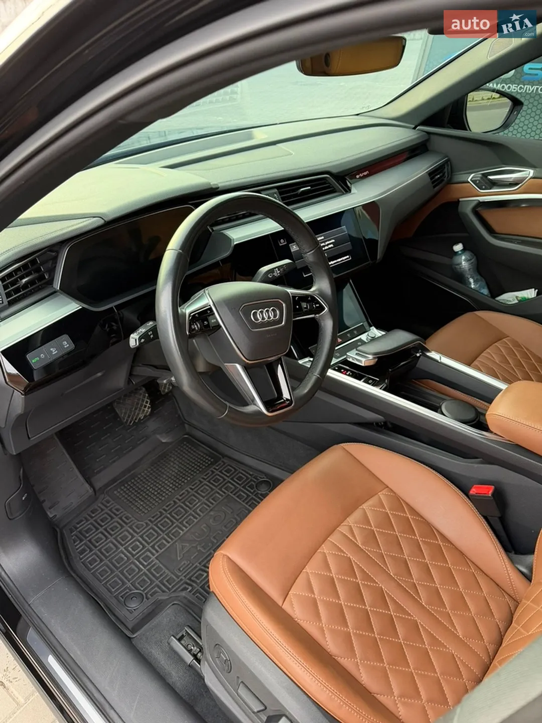 2022 Audi e-tron Sportback - мініатюра 14
