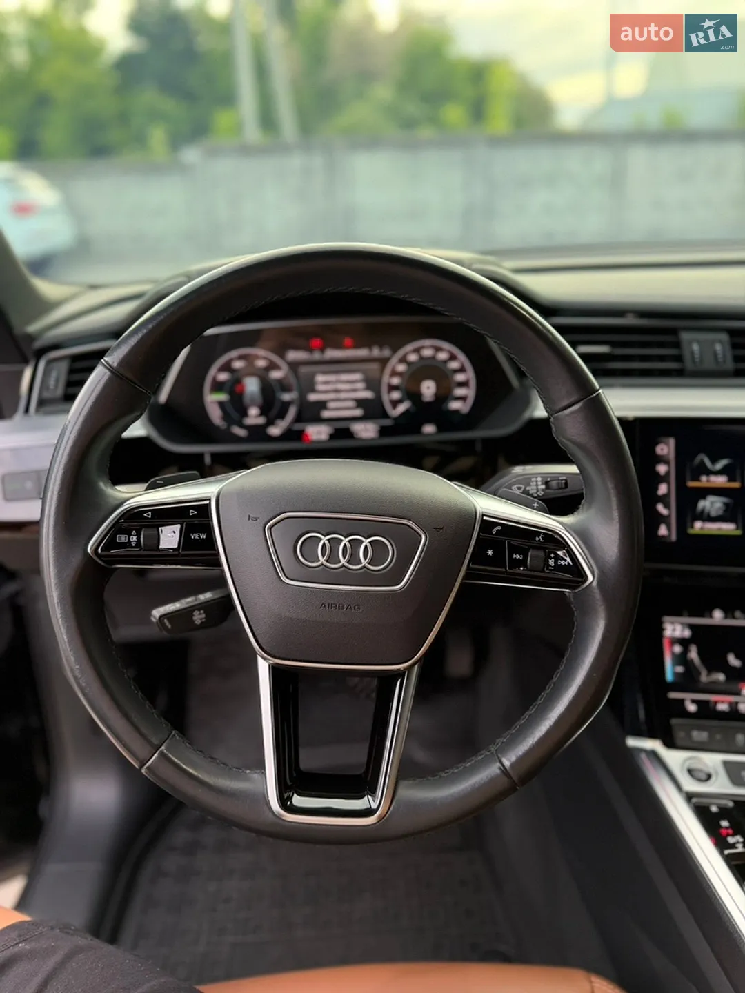 2022 Audi e-tron Sportback - мініатюра 16