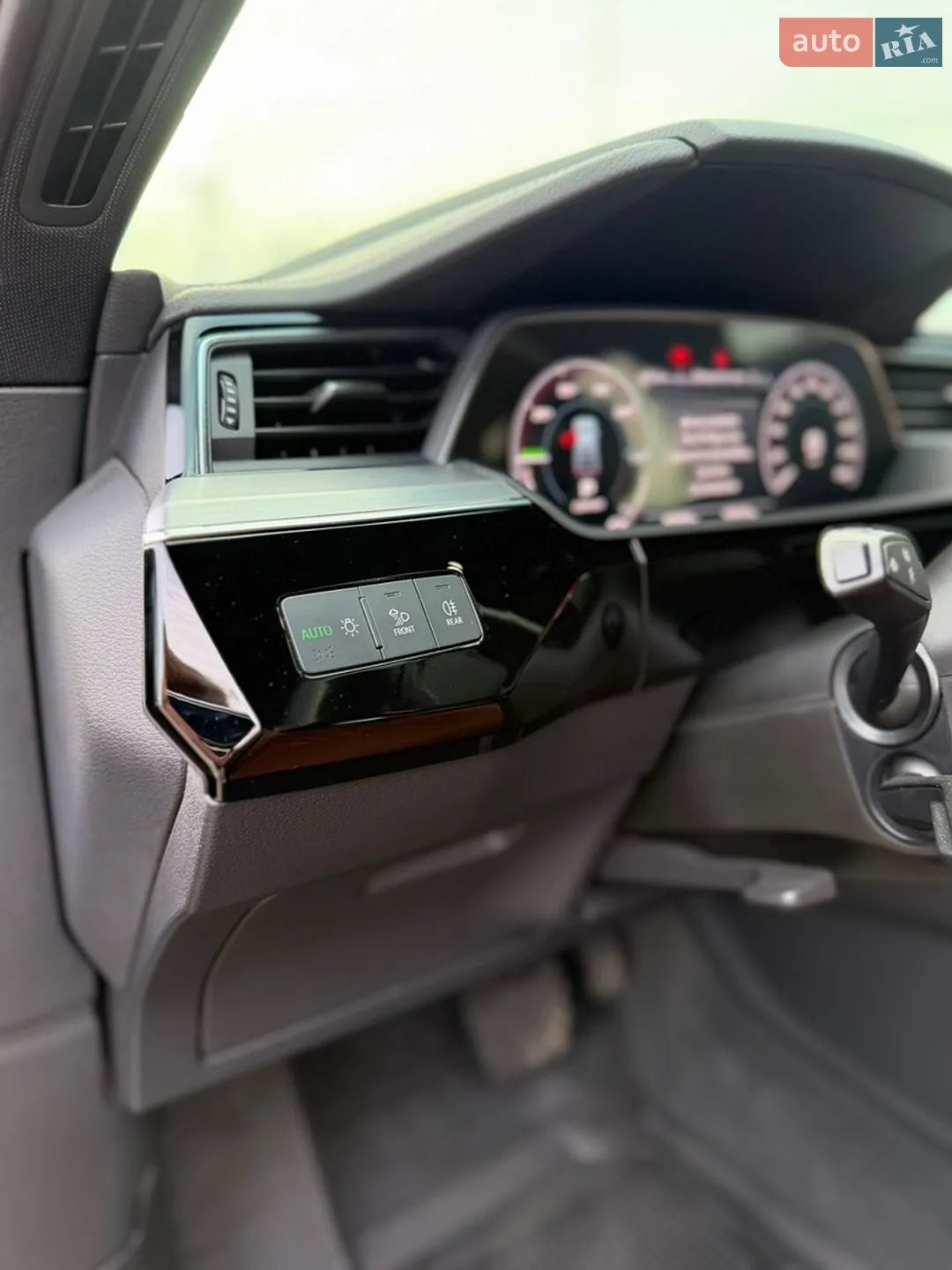 2022 Audi e-tron Sportback - мініатюра 17