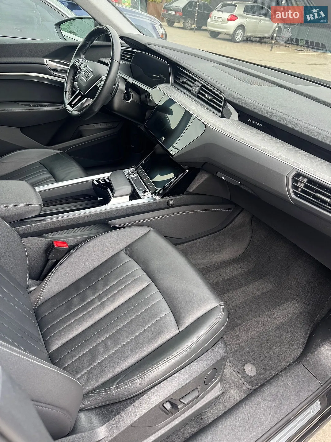 2022 Audi e-tron Sportback - мініатюра 14