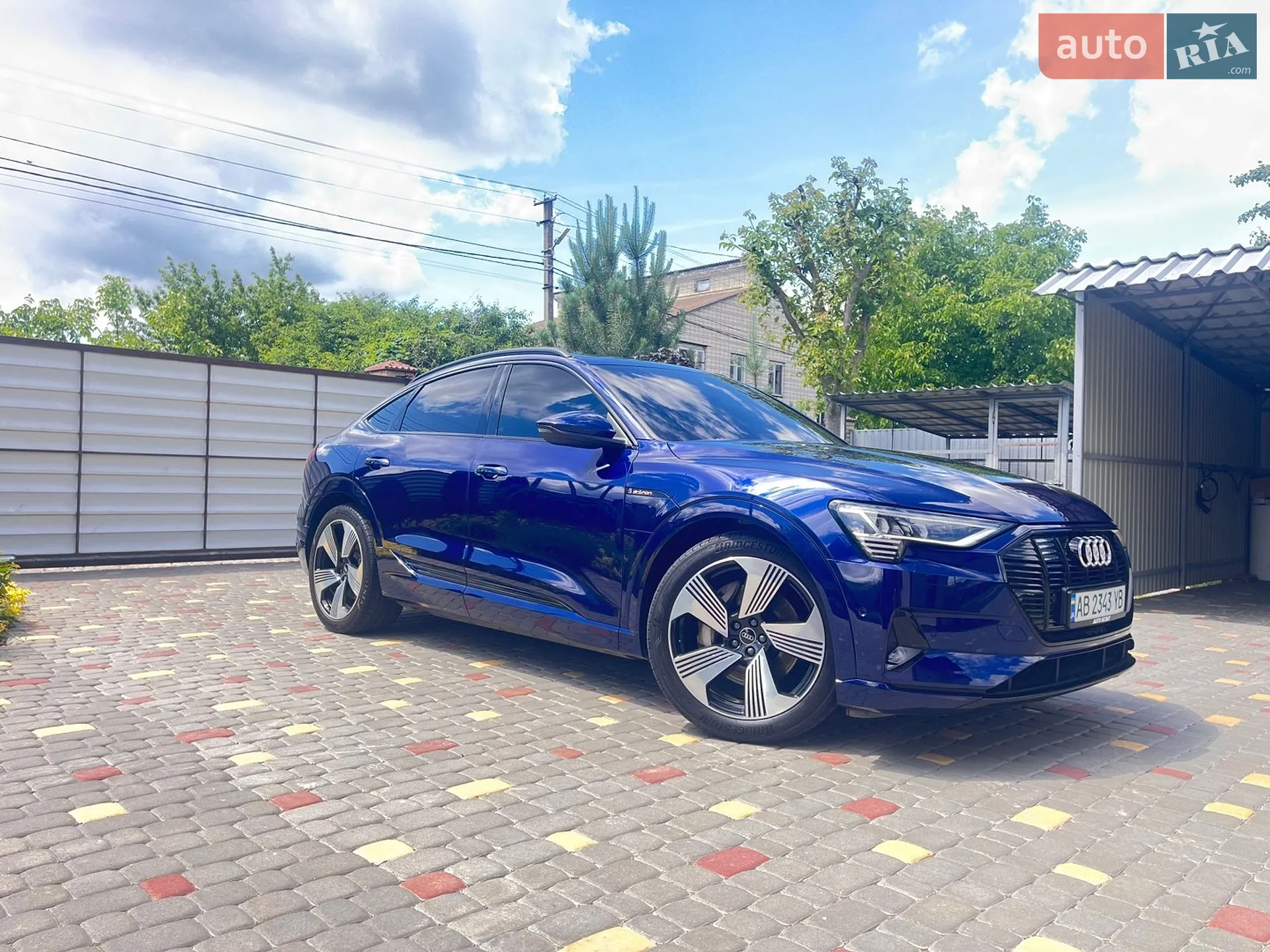 2022 Audi e-tron Sportback - мініатюра 2