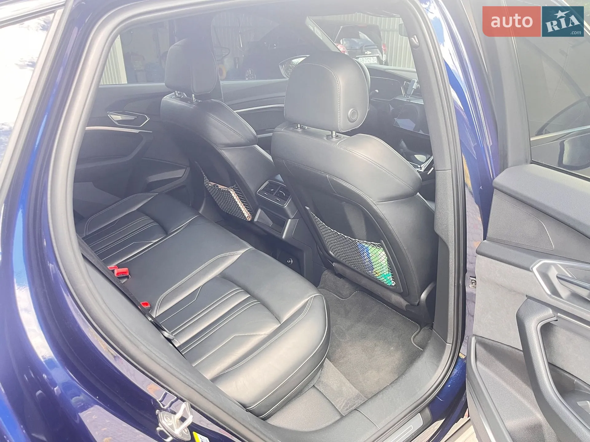 2022 Audi e-tron Sportback - мініатюра 12