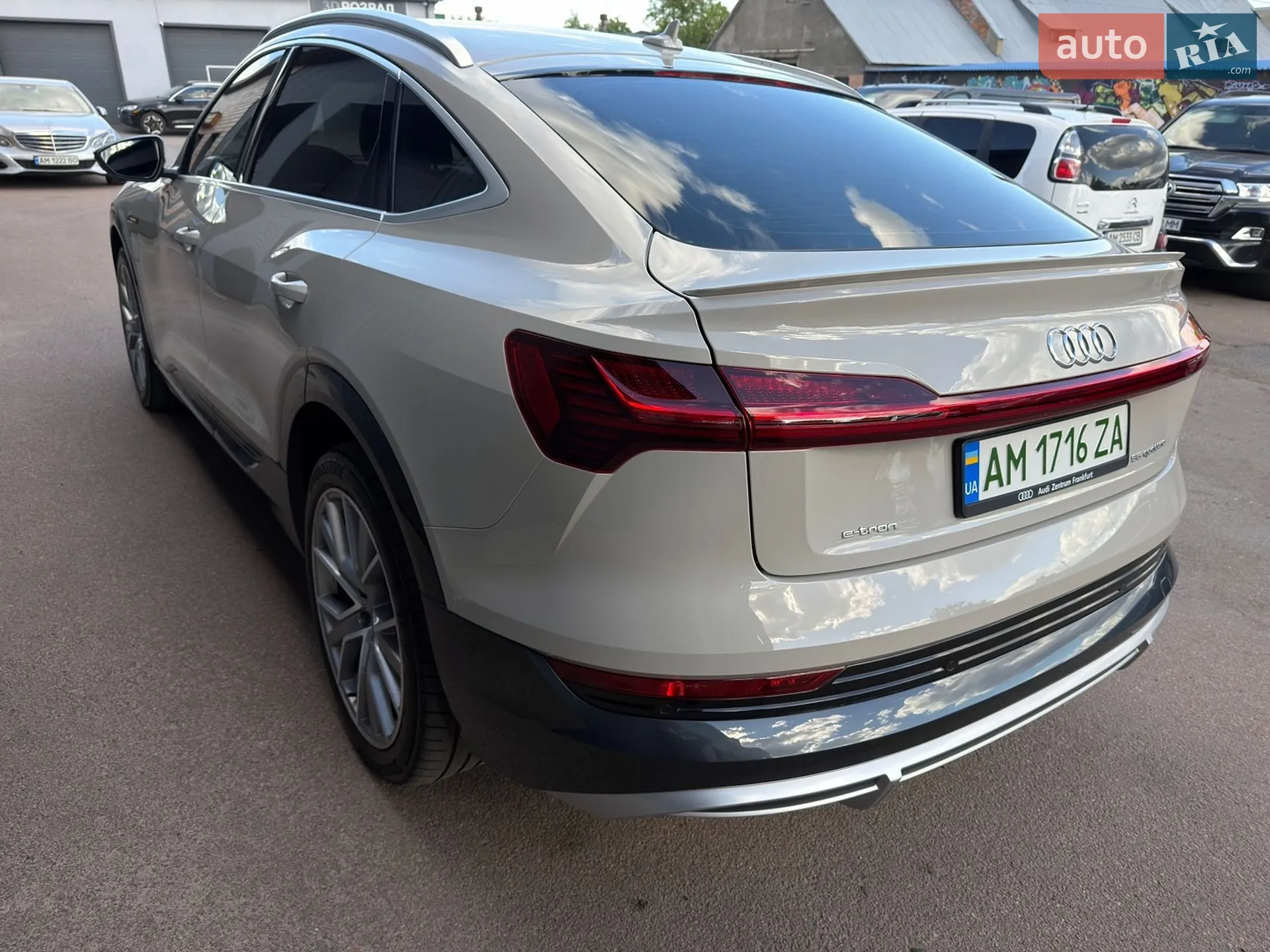 2021 Audi e-tron Sportback - мініатюра 8