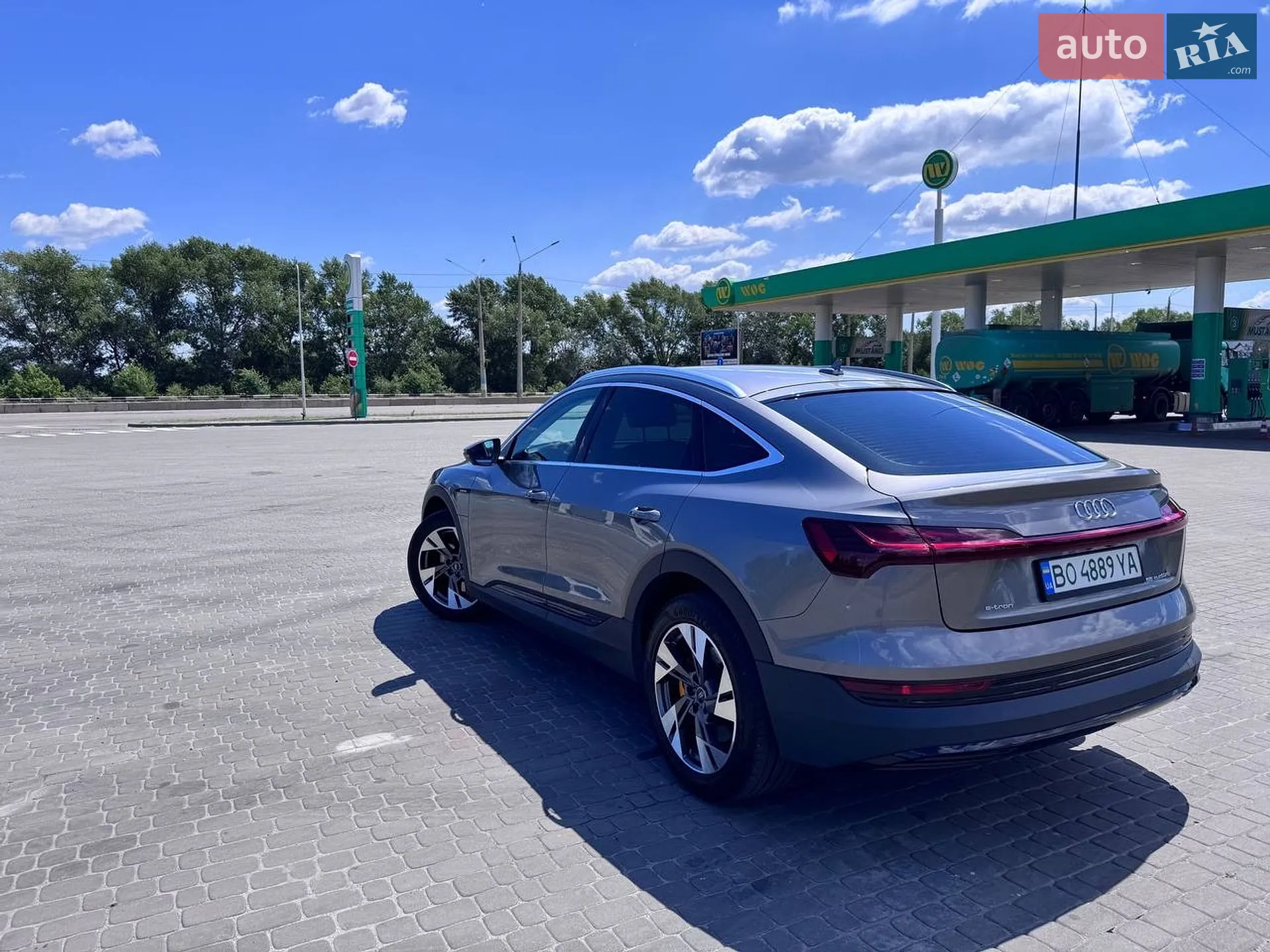 2020 Audi e-tron Sportback - мініатюра 9