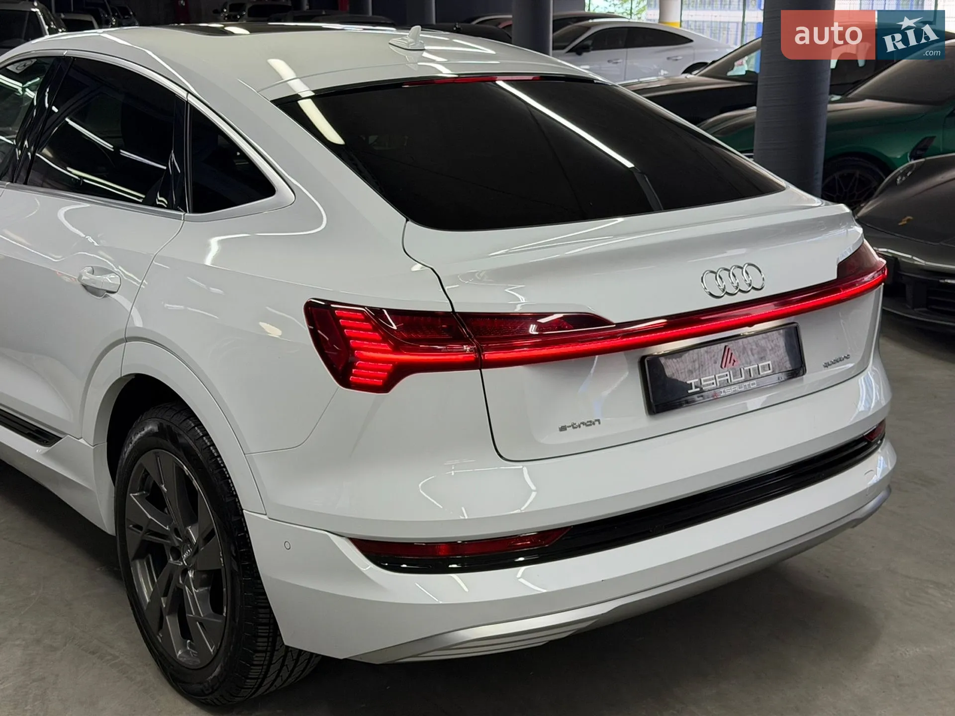2020 Audi e-tron Sportback - мініатюра 12