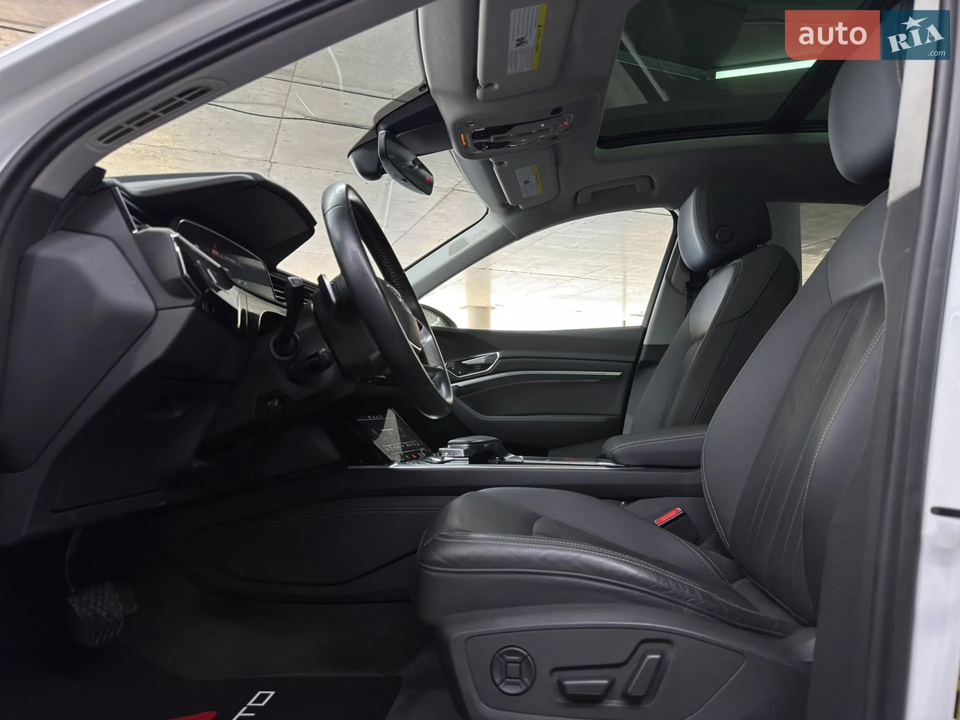 2020 Audi e-tron Sportback - мініатюра 21