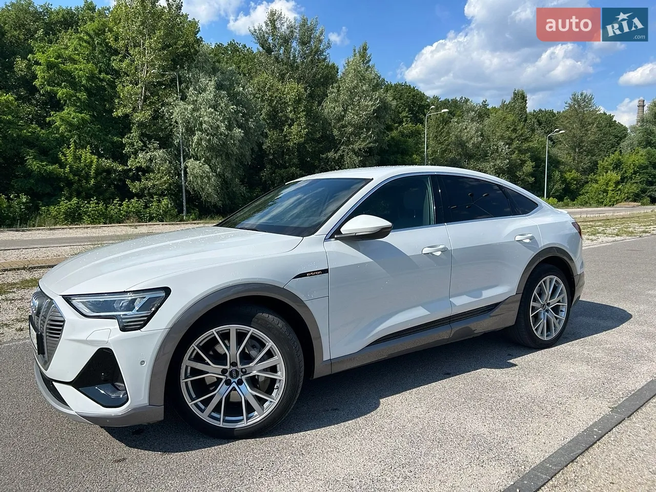 2020 Audi e-tron Sportback - мініатюра 27