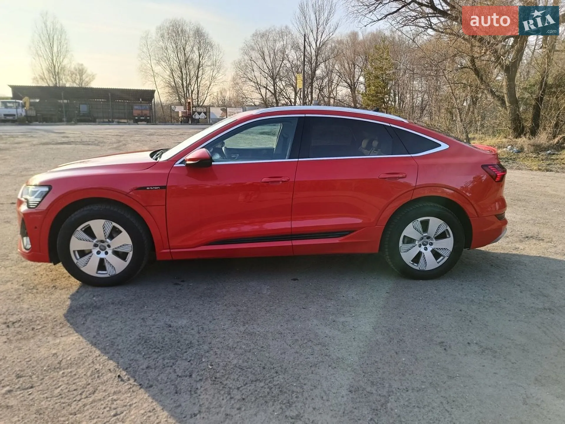 2020 Audi e-tron Sportback - мініатюра 9