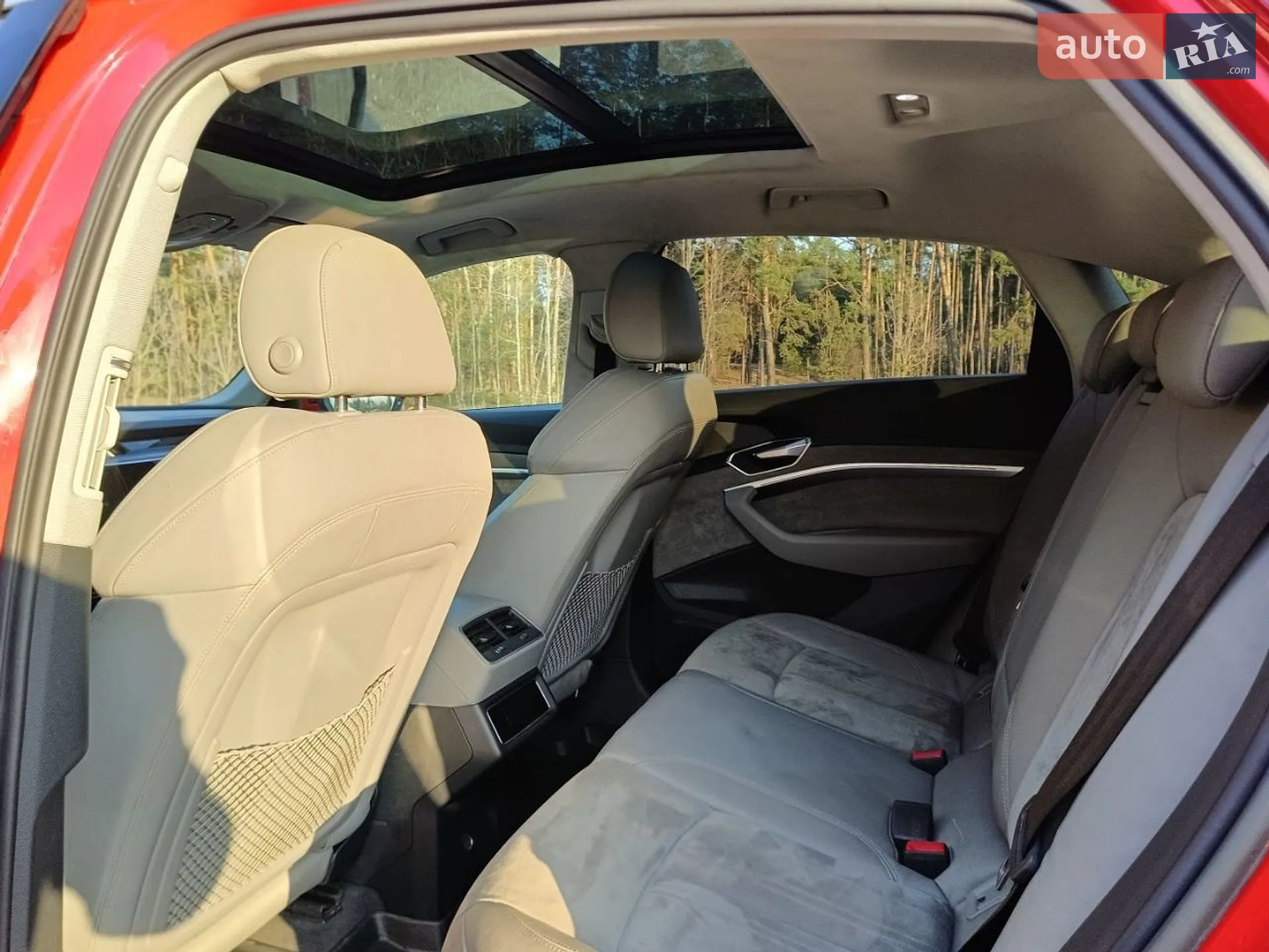 2020 Audi e-tron Sportback - мініатюра 46