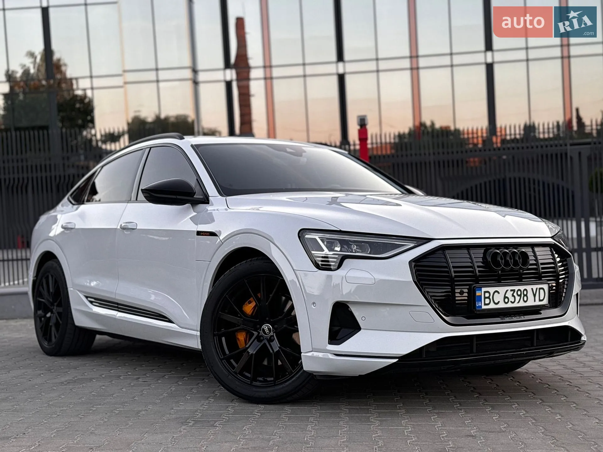 2022 Audi e-tron Sportback - мініатюра 13