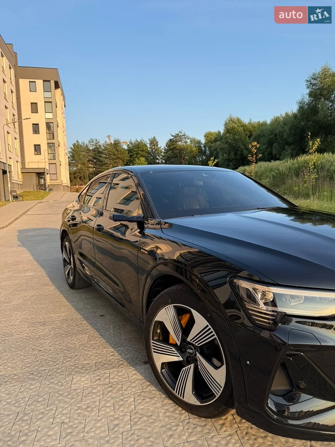 2020 Audi e-tron Sportback - мініатюра 8