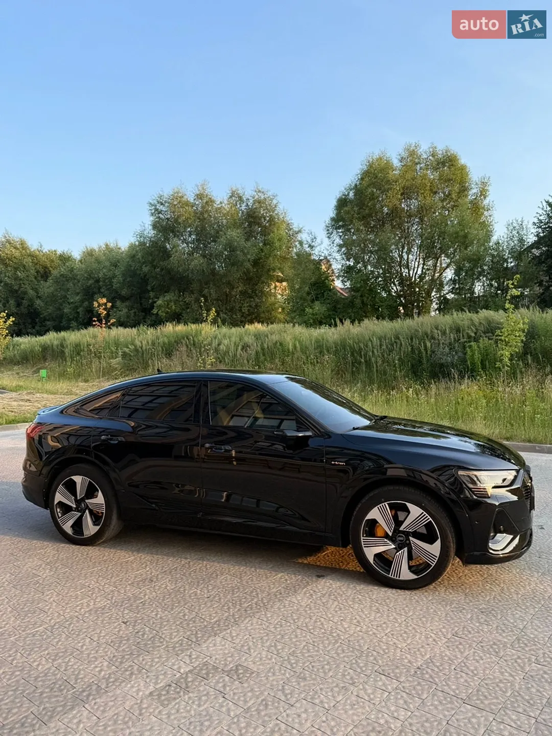 2020 Audi e-tron Sportback - мініатюра 9